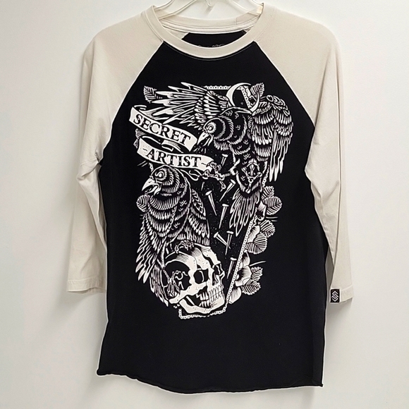 Secret Artist Collective 3/4 Sleeve T-Shirt Size S - Picture 1 of 8